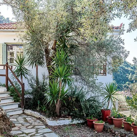 Villa Sleeps 2 With Pool And Air Con